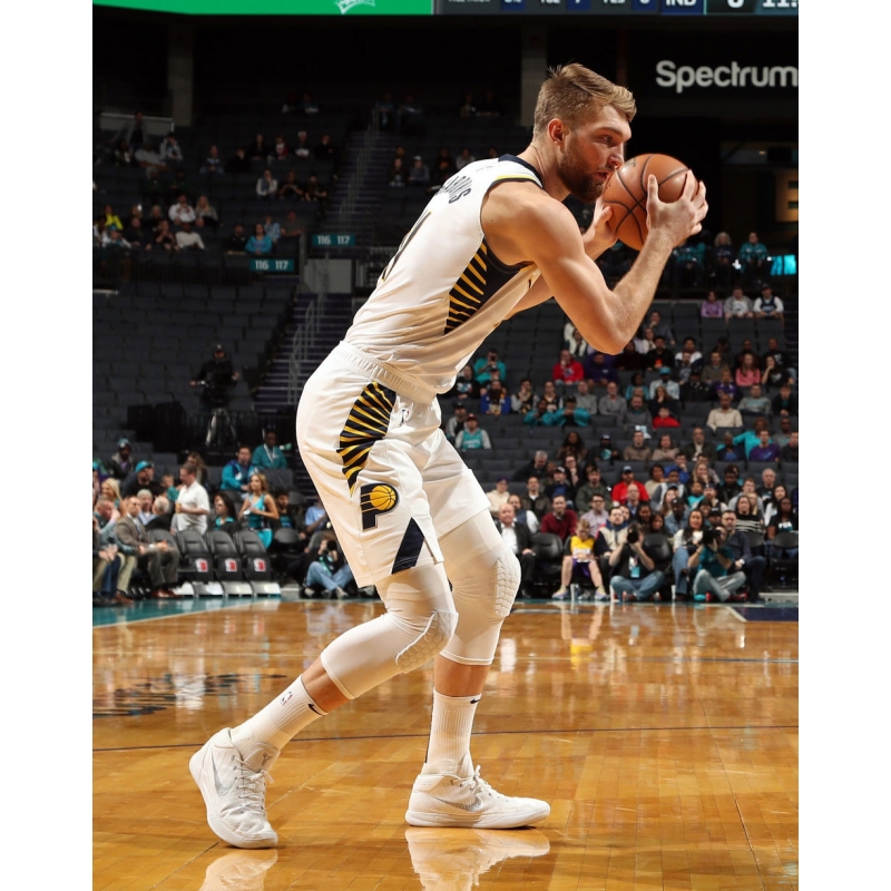 kixstats.com | NBA Kicks brand stats | Nike Kobe AD Mid