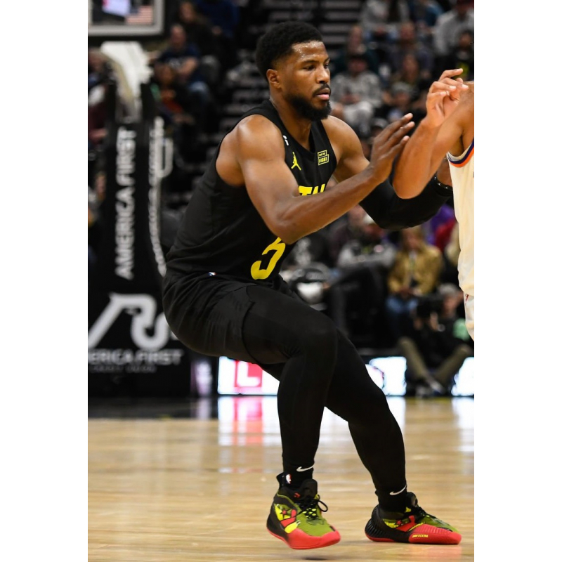 kixstats.com | Which basketball players wear Converse All Star BB