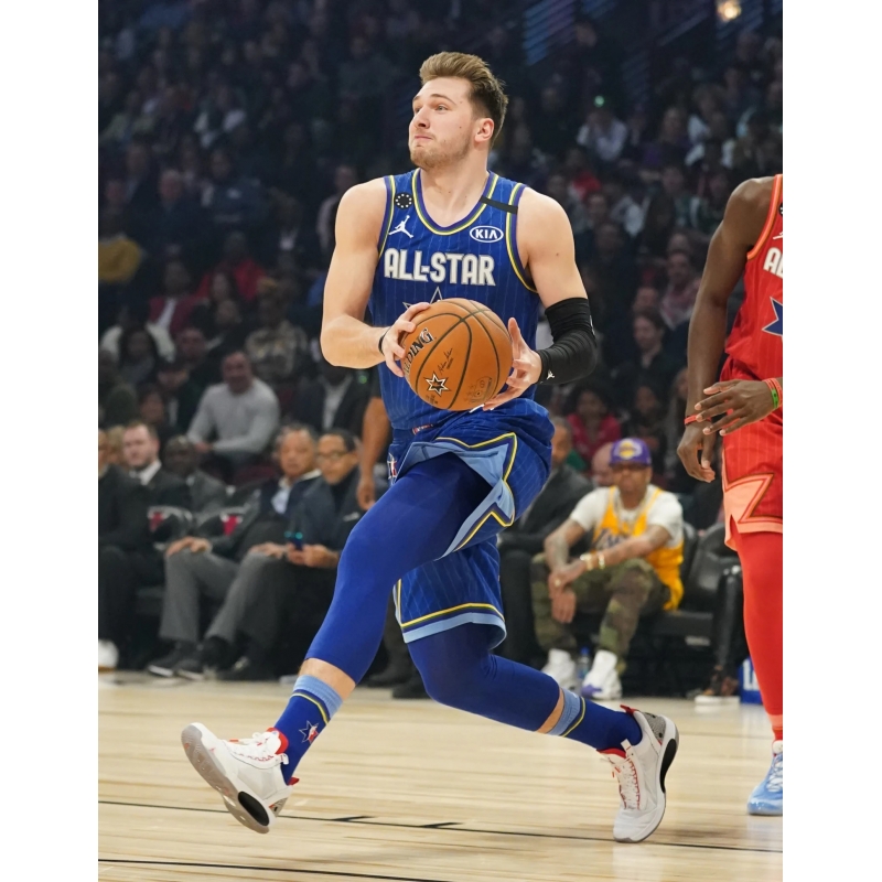 luka doncic sneakers tonight