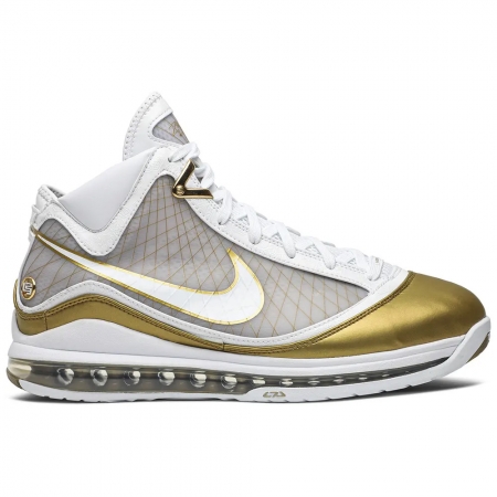 Nike LeBron 7 China Moon